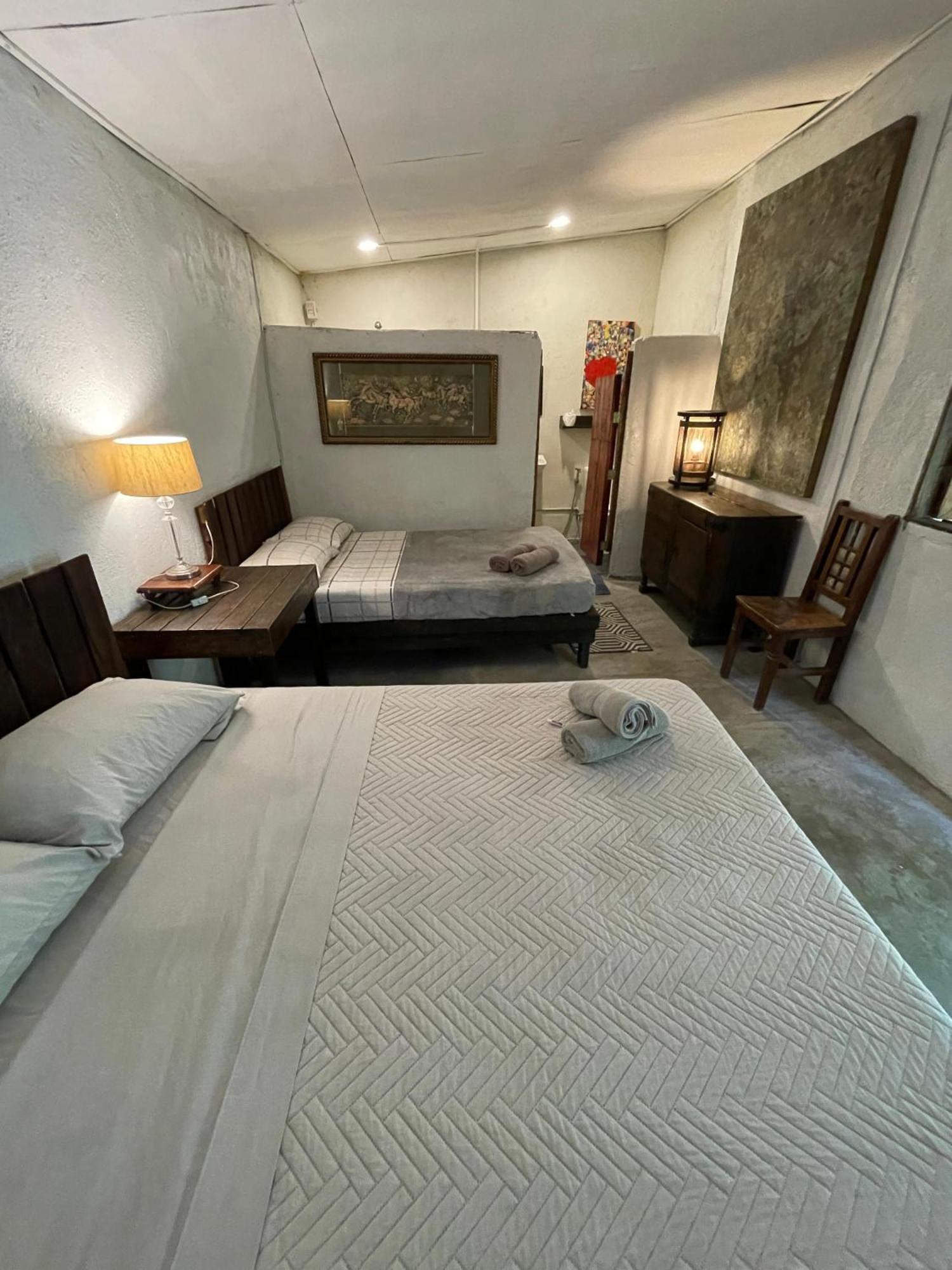 Marius B&B & Hostel Silang Экстерьер фото